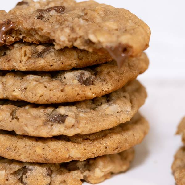 Oatmeal Coconut Chocolate Chunk